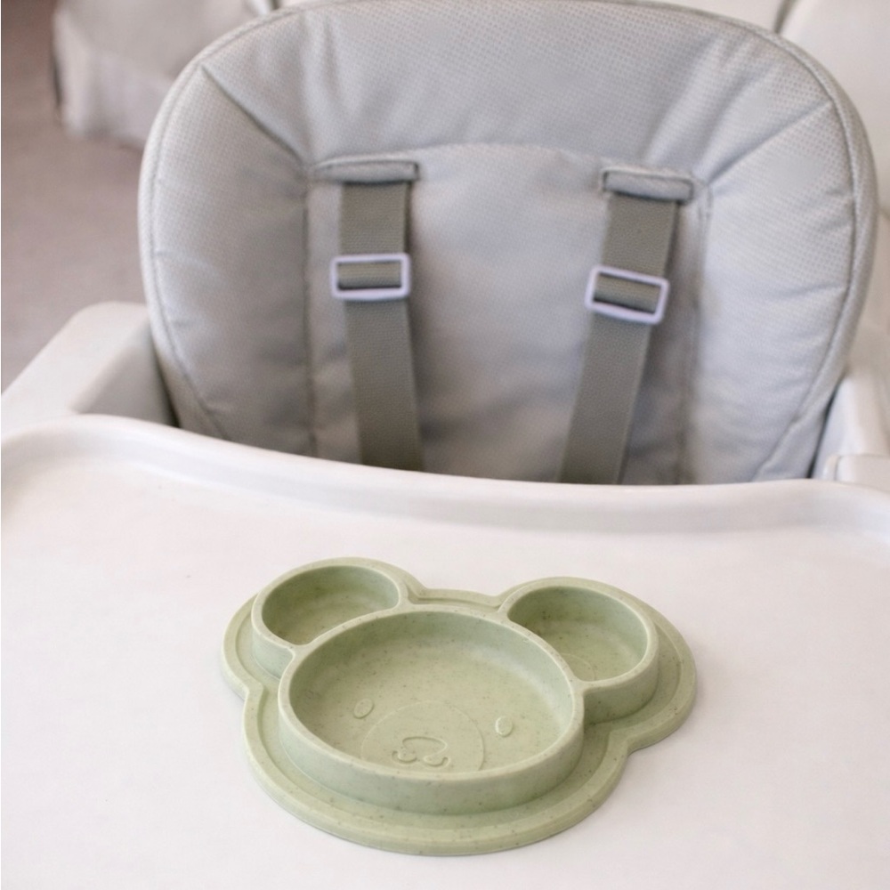 SILIPLATE by Kushies Unbreakable Silicone Divided Plate with Suction